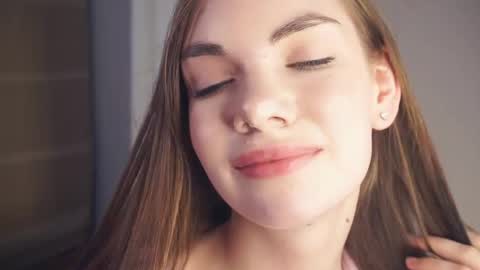 Sofa online show from April 2026 09:39:33 PM