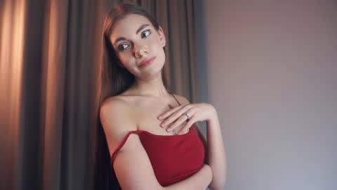 Sofa online show from April 2026 07:07:02 PM