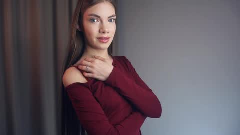 Sofa online show from April 2026 11:09:01 AM