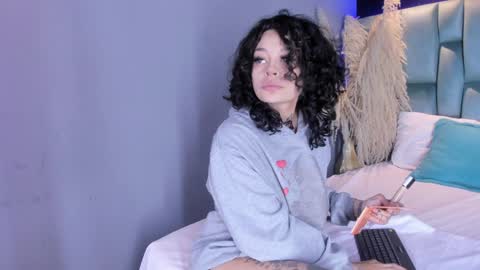 Snapshot of kathegomez_ chatting on January 2025 01:49:01 PM KatheGomez online show from January 2025 01:49:01 PM