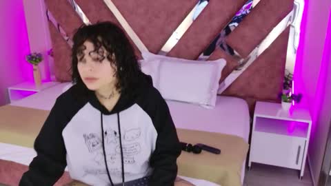 KatheGomez  online show from February 2026 02:49:02 AM