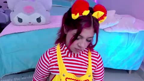 Snapshot of kathia_saenz chatting on December 2024 05:07:02 AM Kathia online show from December 2024 05:07:02 AM