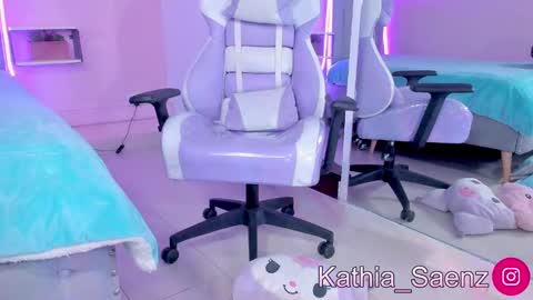 Snapshot of kathia_saenz chatting on February 2025 04:32:01 PM Kathia online show from February 2025 04:32:01 PM