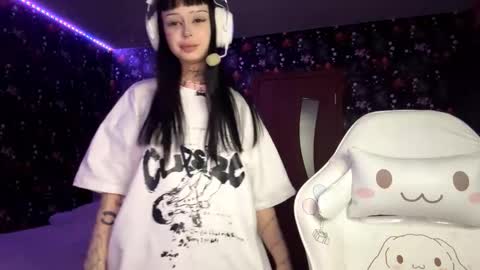 Luna online show from February 2026 03:19:02 PM