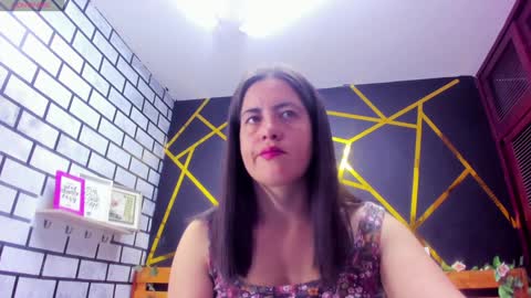 Paola online show from January 2025 12:41:02 PM