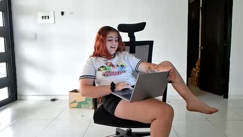 Snapshot of kathy3110 chatting on April 2026 08:40:02 PM Kathy online show from April 2026 08:40:02 PM