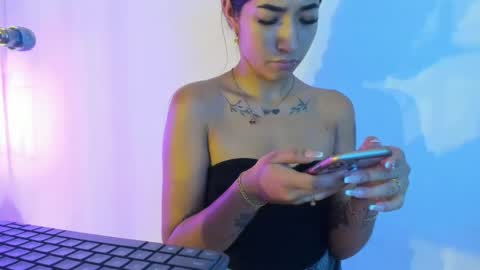 Khaty online show from September 2025 11:37:02 AM