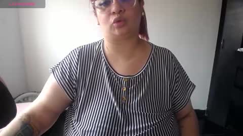 Snapshot of kathybigboobsbbw_ chatting on March 2025 08:33:02 PM kathybigboobsbbw_ online show from March 2025 08:33:02 PM