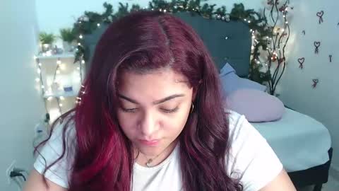 kathygonzalez_ online show from December 2024 12:05:02 PM