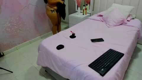 kathyy_69 online show from November 2025 12:37:02 PM