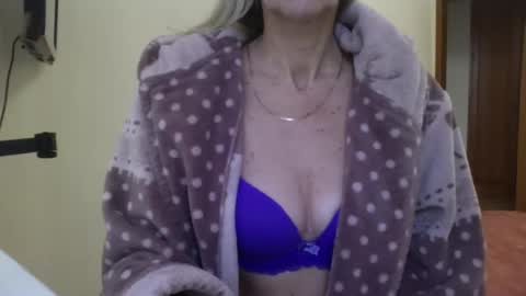 katia888 online show from December 2024 12:01:01 PM