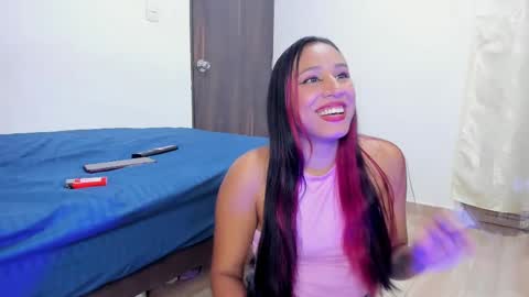 katalina y Daniel online show from March 2025 08:11:02 PM