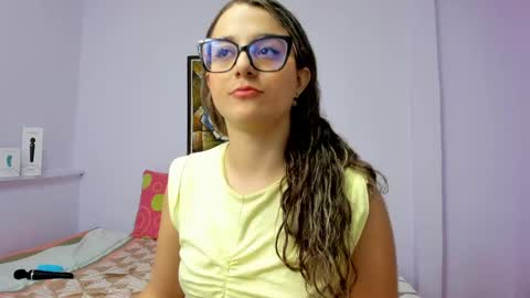 Khaterine online show from February 2025 12:37:01 PM