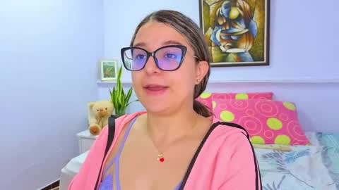 Khaterine online show from September 2025 12:05:02 PM