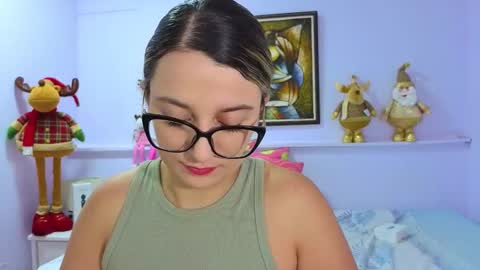 Khaterine online show from December 2025 12:10:01 PM