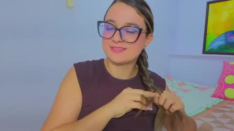 Khaterine online show from May 2026 11:29:02 AM