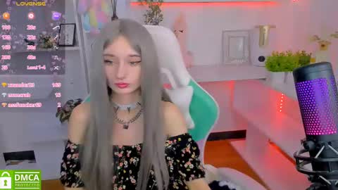 Katia  online show from February 2025 09:42:01 AM