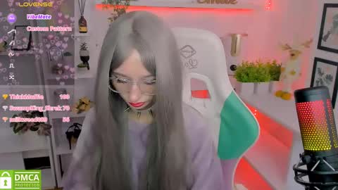 Katia  online show from February 2025 12:43:01 PM