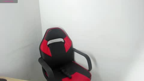 Snapshot of katialips_ chatting on October 2025 09:49:01 PM Katia online show from October 2025 09:49:01 PM