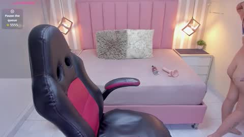 KATIA online show from November 2025 12:06:01 PM