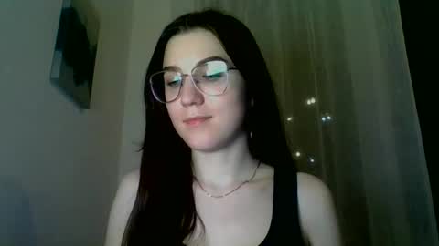 Snapshot of katie_foxi chatting on March 2025 07:16:02 PM katie_foxi online show from March 2025 07:16:02 PM