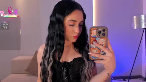 katieangel1 online show from October 2025 11:28:02 AM