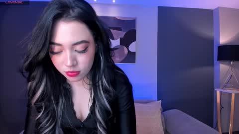 katieangel1 online show from October 2025 11:31:01 AM