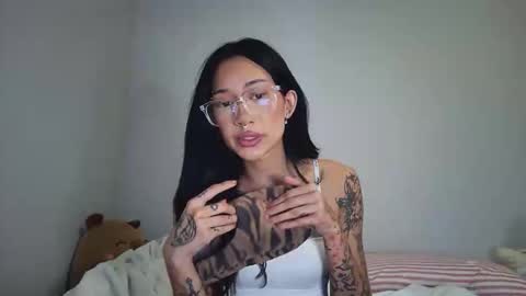 Snapshot of katiecai chatting on April 2026 10:54:02 PM katiecai online show from April 2026 10:54:02 PM