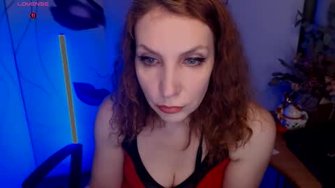 Snapshot of katiejohanson chatting on November 2025 03:39:01 AM Katie online show from November 2025 03:39:01 AM