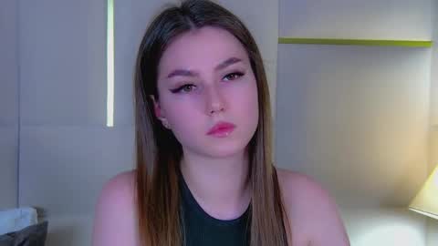 katiereeves online show from November 2025 05:26:01 PM