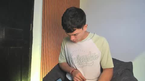 Snapshot of katjoe_lovers chatting on September 2025 01:45:01 PM Valeria online show from September 2025 01:45:01 PM