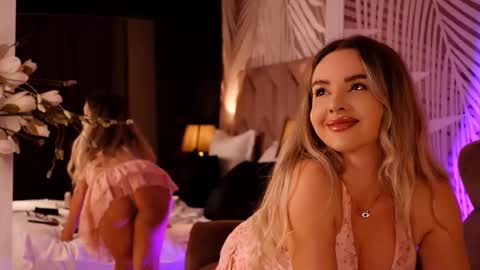 Snapshot of katjolie chatting on October 2025 08:29:02 PM KatJolie online show from October 2025 08:29:02 PM