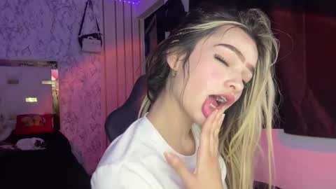 Katleen. online show from December 2025 05:02:01 AM