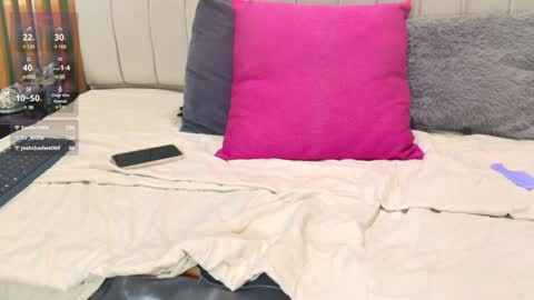 K A T L Y N  online show from January 2025 09:18:01 PM