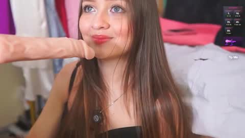 K A T L Y N  online show from November 2025 08:40:01 PM