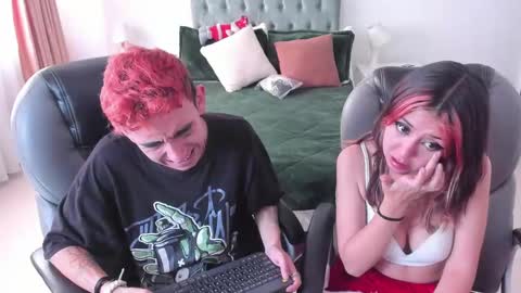 Katnia and Marcuz online show from December 2024 01:11:01 PM