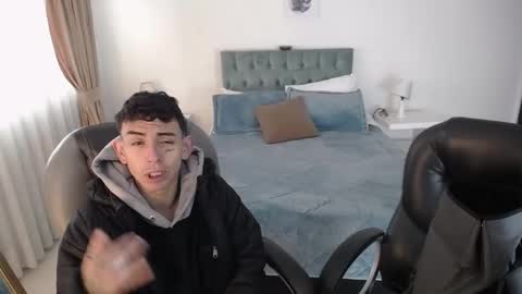 Katnia and Marcuz online show from March 2025 12:09:02 PM