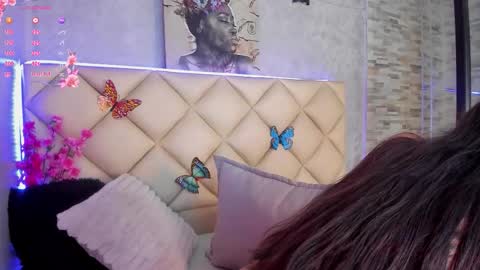 .... Katniss .... online show from October 2025 08:22:01 AM