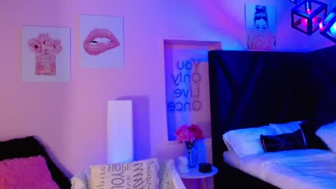 Snapshot of kato_klum chatting on September 2025 08:43:01 PM KATO online show from September 2025 08:43:01 PM