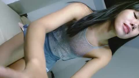 Snapshot of katrina_foxxx chatting on September 2025 11:17:01 PM katrina_foxxx online show from September 2025 11:17:01 PM