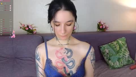 katrina_h0w online show from April 2026 03:35:01 AM