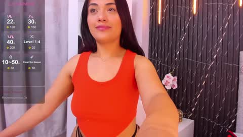 Keyla online show from December 2024 07:01:01 PM