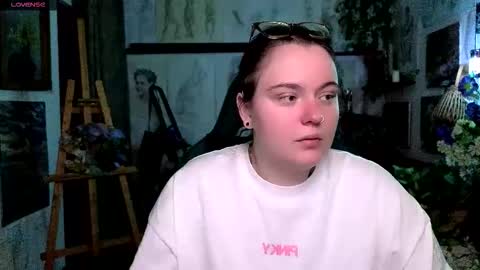 Katrin online show from September 2025 05:57:01 PM