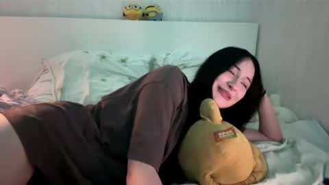 Snapshot of katrineb chatting on July 2026 08:19:01 PM katrineb online show from July 2026 08:19:01 PM