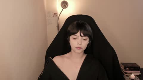 Snapshot of katsurotaro chatting on December 2024 06:49:02 PM katsuro online show from December 2024 06:49:02 PM