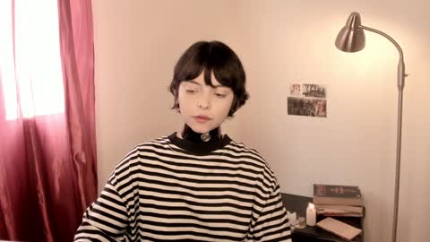 Snapshot of katsurotaro chatting on December 2024 06:27:01 PM katsuro online show from December 2024 06:27:01 PM