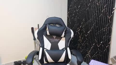 Katt  online show from March 2026 04:13:02 PM