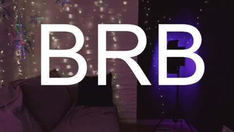 katt_yy online show from December 2025 05:33:02 PM