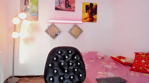 Snapshot of katta_c chatting on December 2024 09:15:02 PM katta_c online show from December 2024 09:15:02 PM