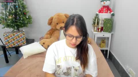 Snapshot of kattarrine_xo chatting on January 2025 12:26:01 PM Kate online show from January 2025 12:26:01 PM